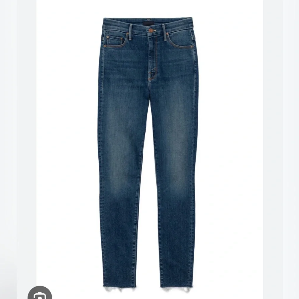 MOTHER | HIGH WAISTED LOOKER ANKLE FRAYED HEMLINE JEAN IN BIG SKY WASH SIZE 27 - Picture 3 of 9
